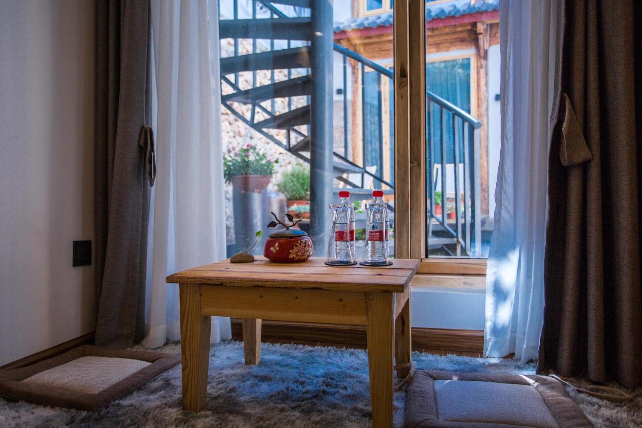 Lijiang Yunqi Holiday Guesthouse מראה חיצוני תמונה